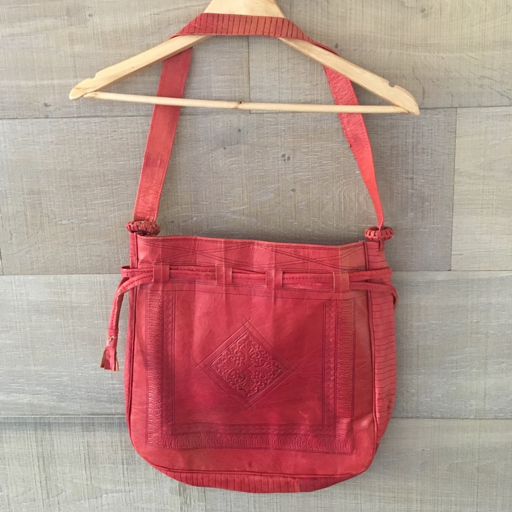 Fun boho bag! - Picture 3 of 5